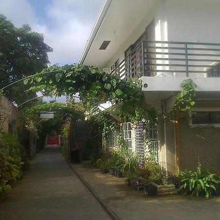 Charm Guest House Puerto Princesa Buitenkant foto