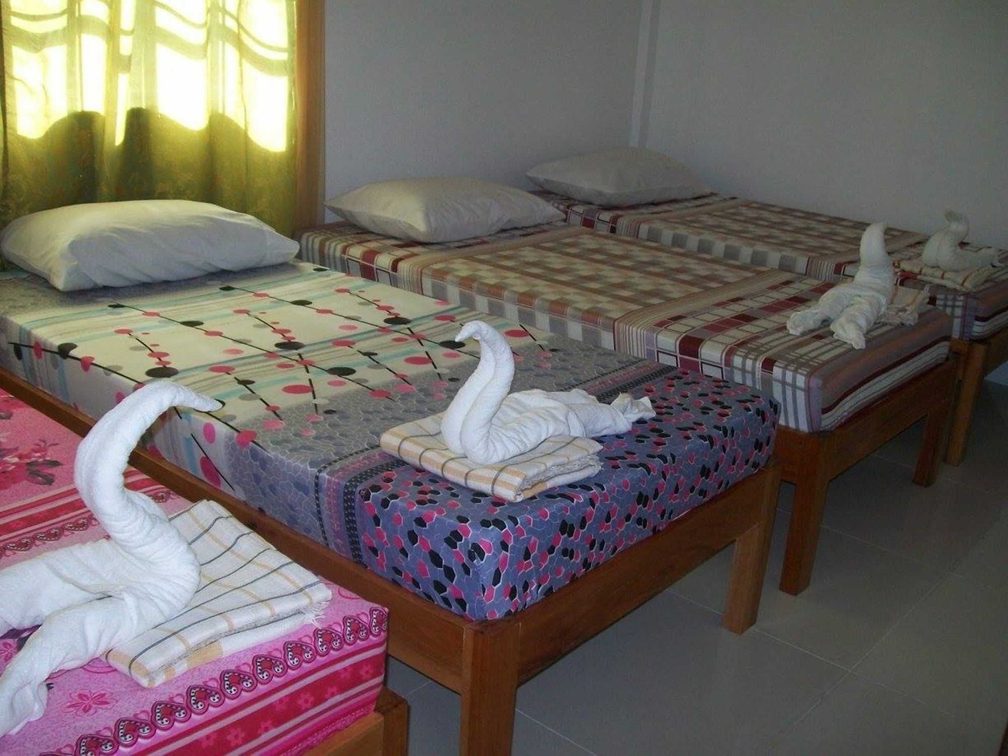 Charm Guest House Puerto Princesa Buitenkant foto